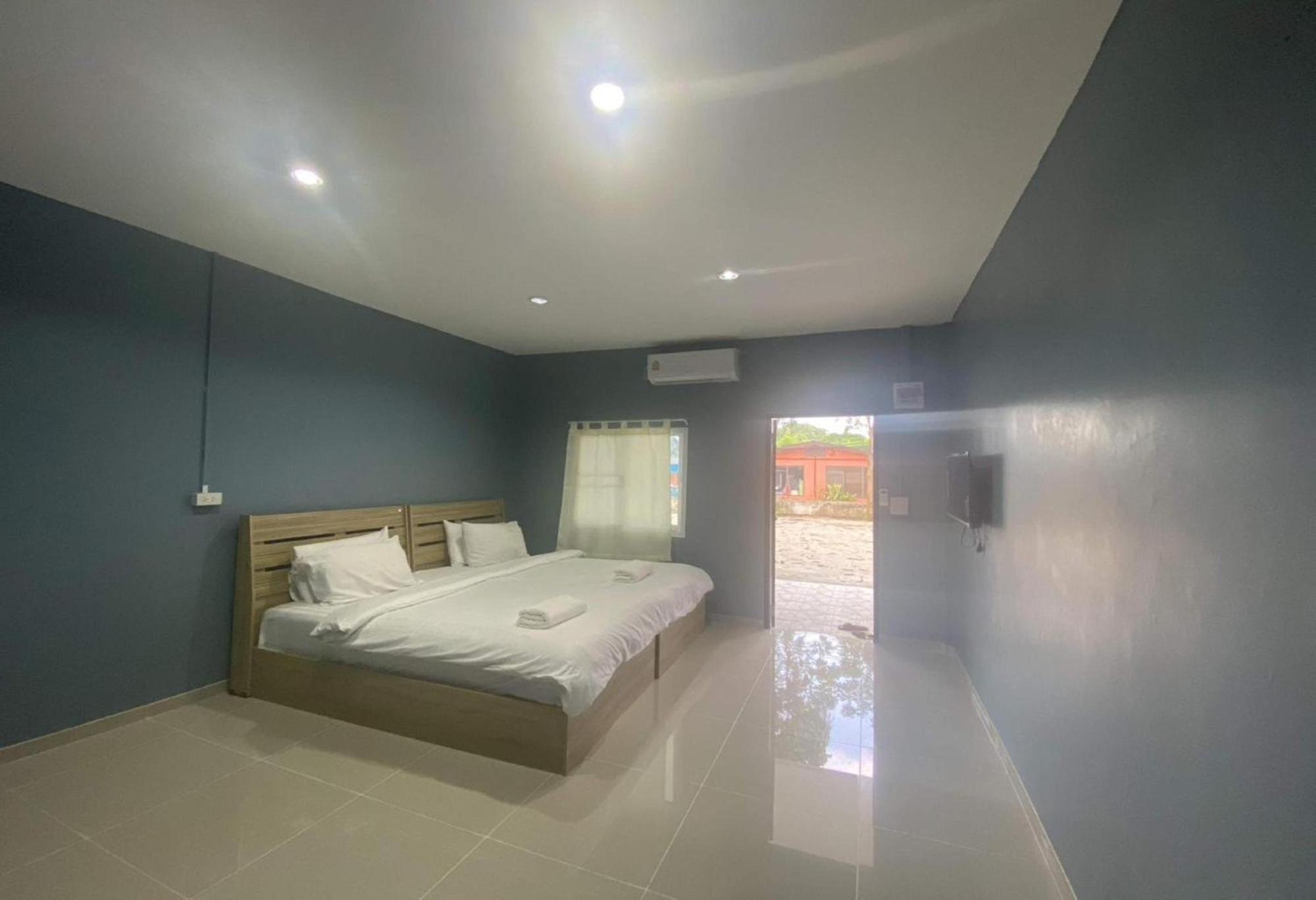 Collection O To The Sea Resort Thailand นาจอมเทียน ภายนอก รูปภาพ