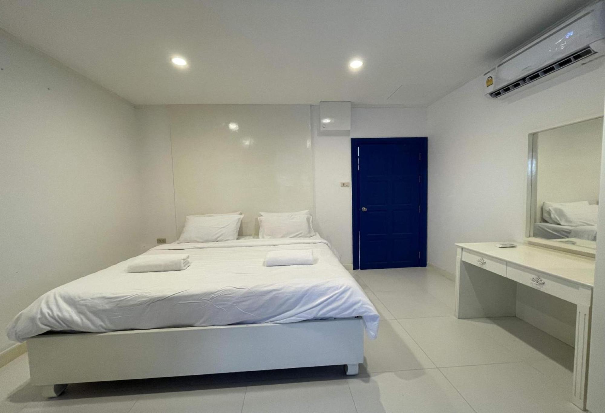 Collection O To The Sea Resort Thailand นาจอมเทียน ภายนอก รูปภาพ